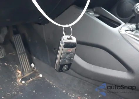 2017 Kia Forte S z USA, uszkodzony, nr VIN 3KPFL4A74HE028746